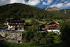 Obermauern Naturidylle Virgental Dorfhuser Pension mit Alpenblick Hohe Tauern Gipfel
