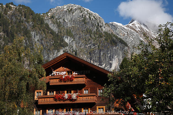 Gasthof Islitzer unter Felswand Berg Foto aus Prgraten schner Urlaub in Natur Alpen Osttirols