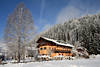 Hochfilzen mrchenhaftes Winterbild aus Pillerseetal in Tirol, Wohnen in sterreich Bergstadt