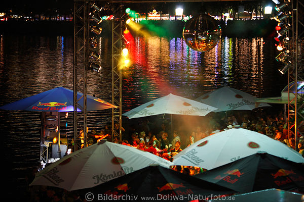 Disco Nachtlichter am Alsterufer Tanz Musik bei Alstervergngen in Hamburg