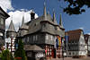 704787_ Frankenberg Wahrzeichen Foto: historisches Rathaus, zehntrmiges Bauwerk in Gotikstil, Altstadt
