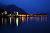 907888_Menaggio Nachtlicher Foto Romantik Nachtpanorama am Comer See Reise in blauer Stunde