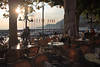 Garda Caf-Tische Romantik Sdsonne Wasserblick Gardasee Ufer Port Gegenlicht Foto