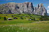 1101161_ Schlern ber Seiser Alm Landschaftsfoto mit Santner, Sciliar Dolomiti Panorama, Alpe di Siusi