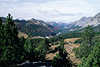 0760_Bergwelt & Mnstertal hinter dem Ofenpass auf Schweizer Seite, weite Nadelbume Berglandschaft