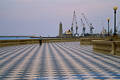 Livorno Fliesen-Promenade Foto der Hafenstadt am Meer. Leuchtturm & Krne im Hafen