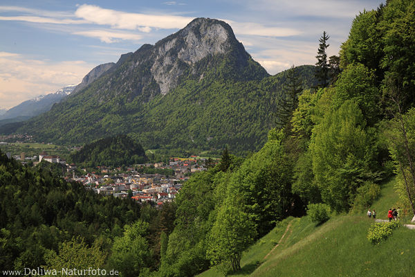 Pendling Bergpanorama Kufstein Alpenlandschaft Frhling grne Natur Wanderer Inntal