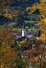 Herbstidylle Oberstdorf Stadtdcher Naturbild Kirchturm rundum Baumbltter