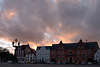 Lichtstimmung ber Markthuser Glckstadt Sonnenuntergang Wolken Romantik Foto