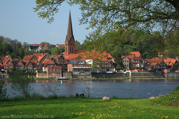 Stadtkirche Maria-Magdalena Lauenburg Altstadt Elbufer am Fluss