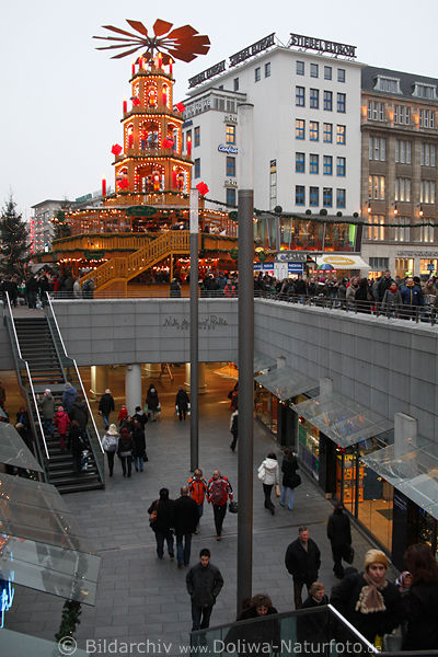 Hannover Einkaufszentrum unterirdische Passagen Advent Lichter Weihnachtszeit