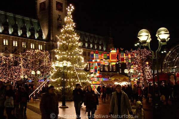 39. Weihnachtsmarkt am Rathaus Mnckebergstrae Hamburg Tannenbaum