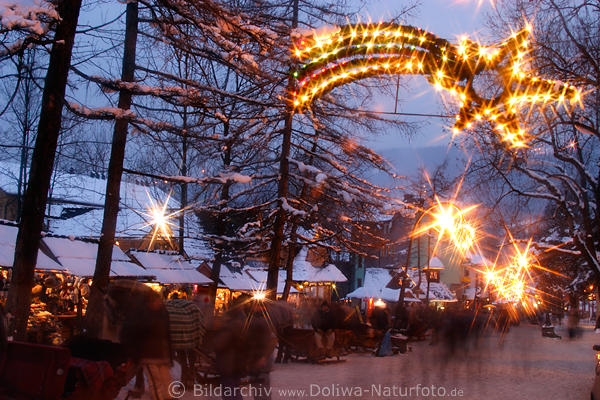 Krupwki Weihnachtszeit in Zakopane Winter Pferdeschlitten Kutschen in Schnee Sternenlicht